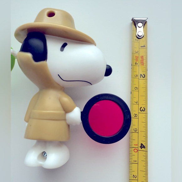 Peanuts White Collectible Toy Keychain - Picture 3 of 4